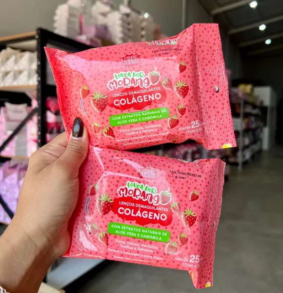 Lenço Demaquilante Louca por MORANGO - SUPER PODERES