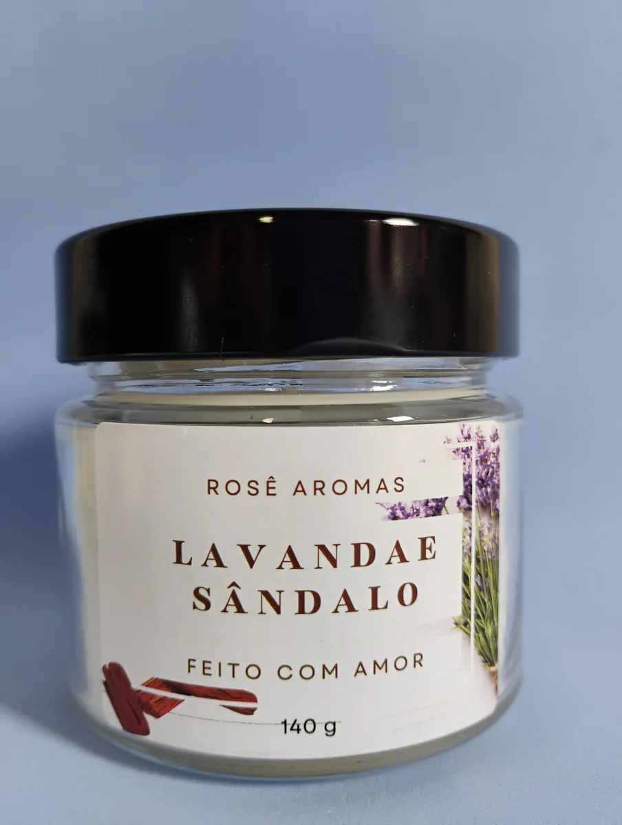 Vela clássica lavanda e sândalo 140g