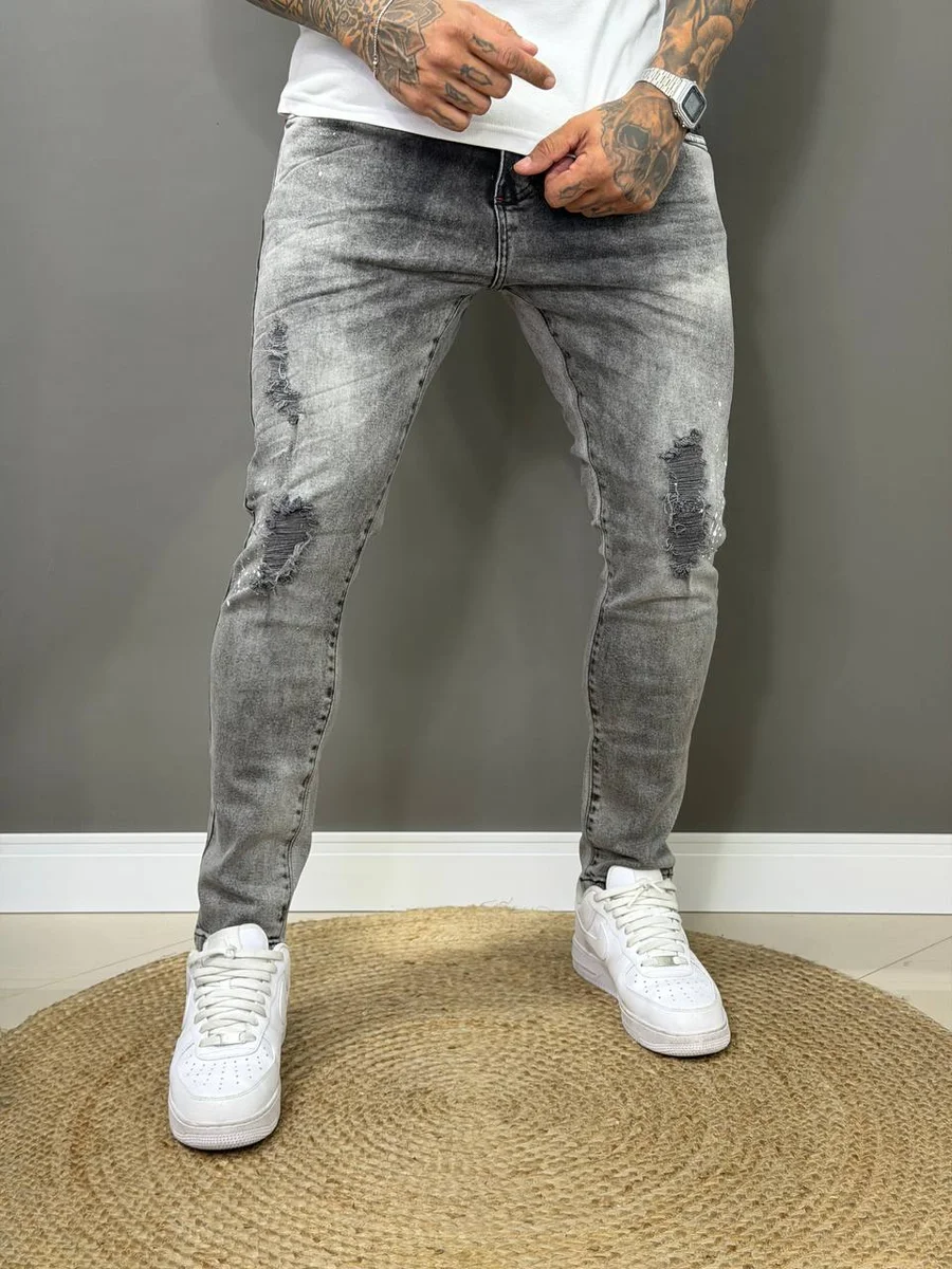 calça jogador detalhada